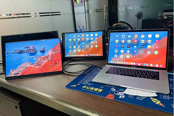 स्पर्शाची आवश्यकता नसलेला डिस्प्ले संरक्षक काचेमध्ये कसा बसतो?